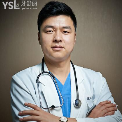 青島正畸醫(yī)生-趙長亮