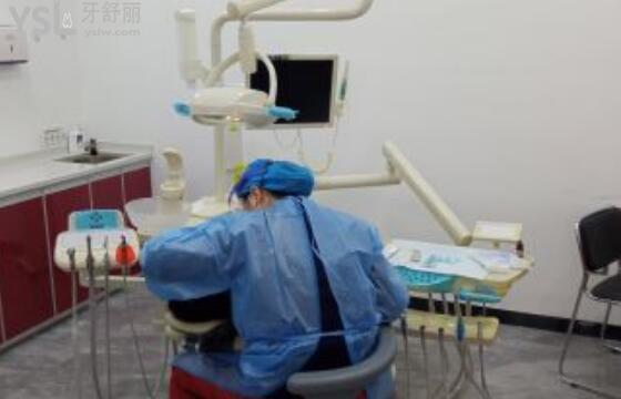醫(yī)生治療過程