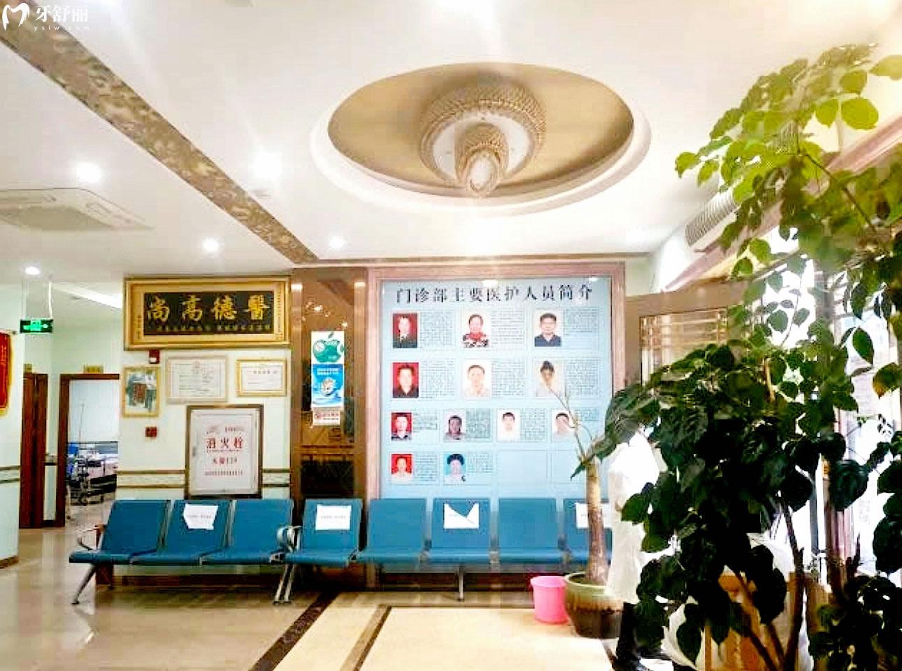 廈門寶金惠民門診部醫(yī)生團(tuán)隊