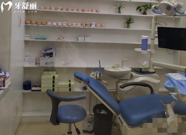 無錫綠葉口腔收費(fèi)高嗎