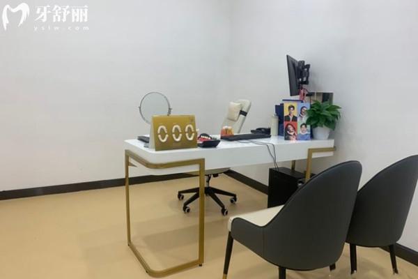 泉州美特爾口腔門診部面診室