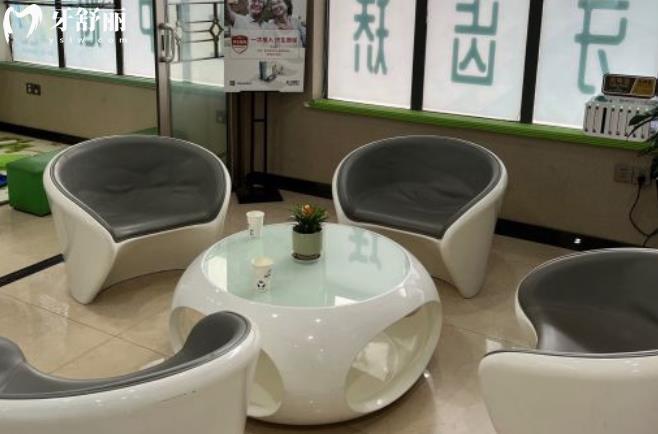 長沙麗雅口腔價(jià)格表收費(fèi)標(biāo)準(zhǔn)不貴