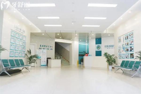 南充**大廳