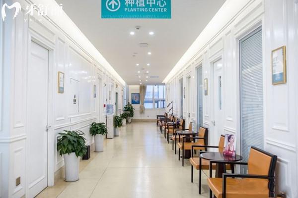 西安團圓口腔醫(yī)院等候區(qū)