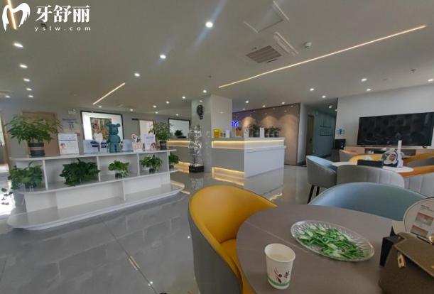喀什市啟邁口腔上班時(shí)間