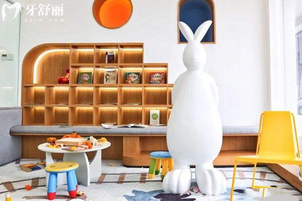 成都圣貝口腔醫(yī)院是多少？