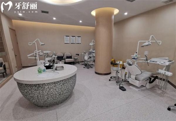 青海諾貝爾口腔醫(yī)院診室