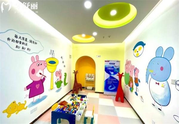 天津北辰佳和口腔門診部兒童游玩區(qū)