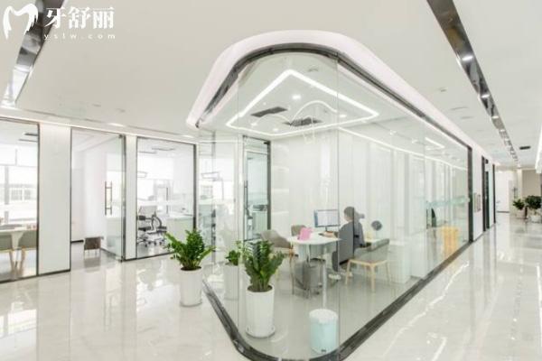 青島維樂(lè)口腔醫(yī)院地址在哪里?一城6院技術(shù)好實(shí)力強(qiáng)附上口碑評(píng)價(jià)