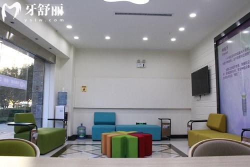 昆明長鵬口腔休息區(qū)