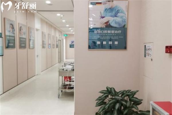 佛山登特口腔醫(yī)院種植牙怎么樣?看過醫(yī)生技術(shù)/價(jià)格標(biāo)準(zhǔn)和顧客評(píng)價(jià)更快了解